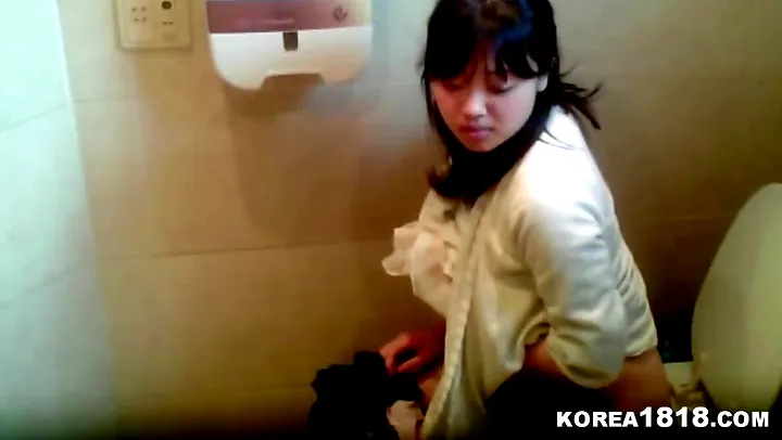 KOREA1818.COM -HOT Glamour Korean Girl Gets FUCKED